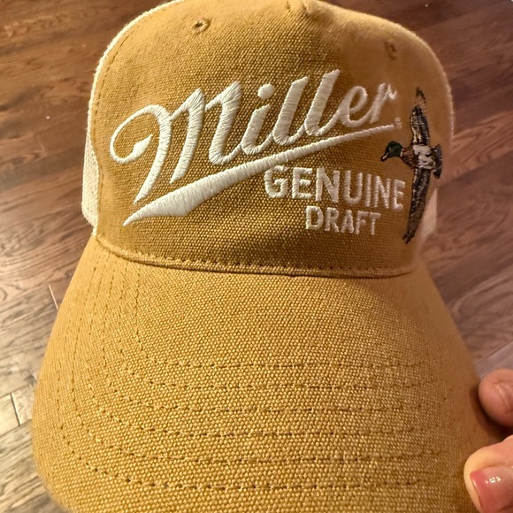 Miller Genuine Draft Tan & white trucker hat with snap back. - Picture 7 of 7